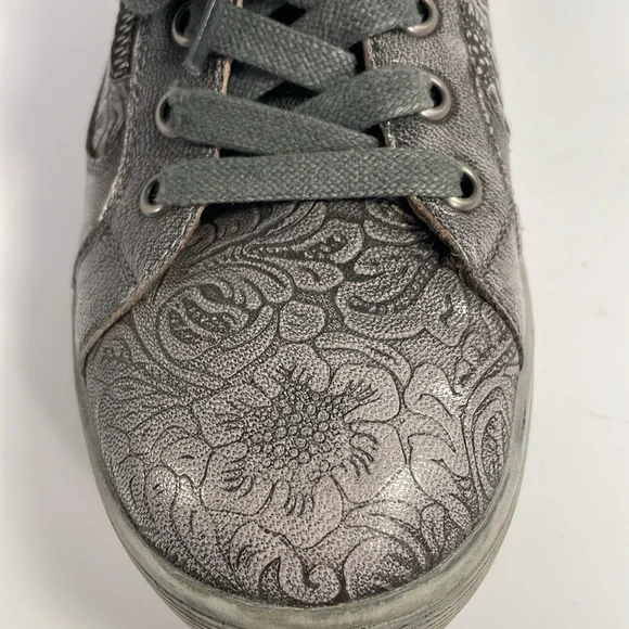 Aztec Women's Charcoal Sneakers - Picture 6 of 6